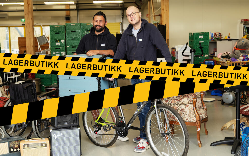 Ansatte i Blå Kors gjenbruk som jobber i Sørlandsparken.